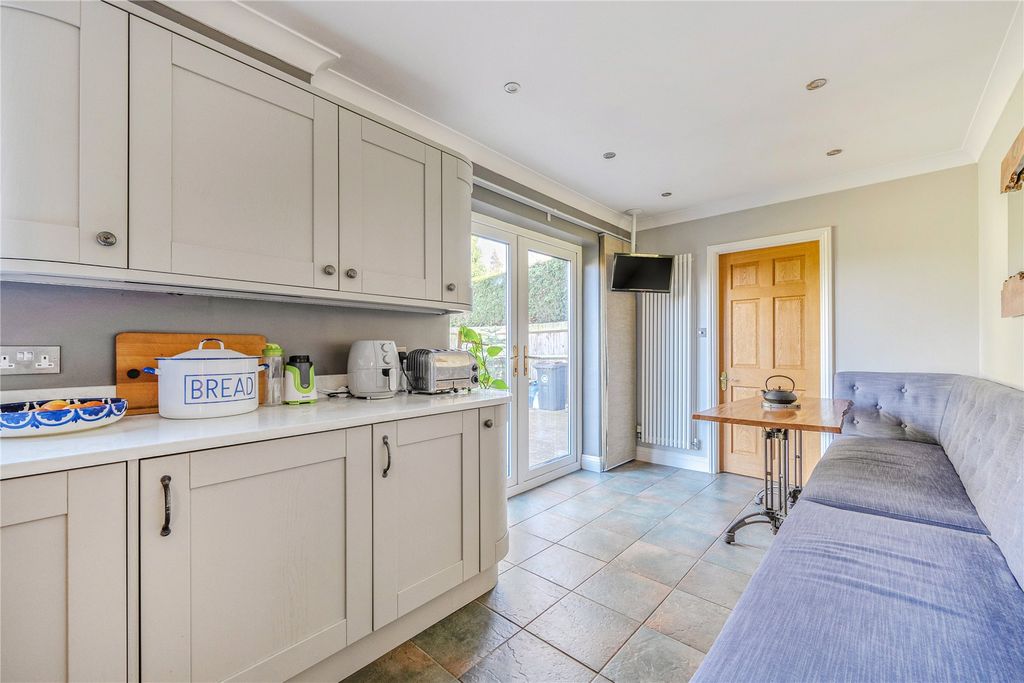 Additional image 6 of 4 bed detached house for saleLightwater GU18