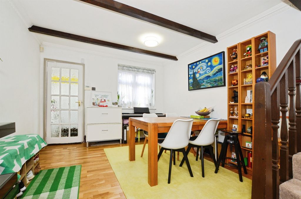 Property photo 3 of 20