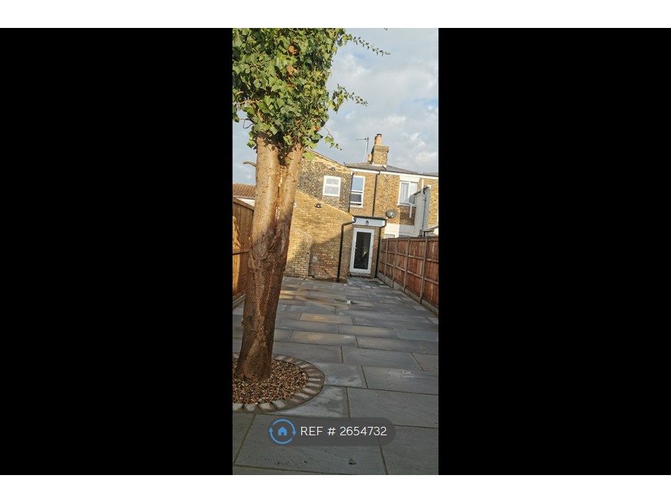 Property photo 2 of 5