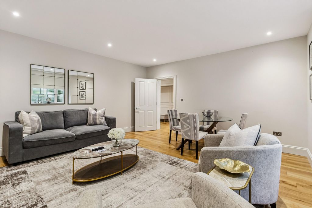 Property photo 1 of 12 Image