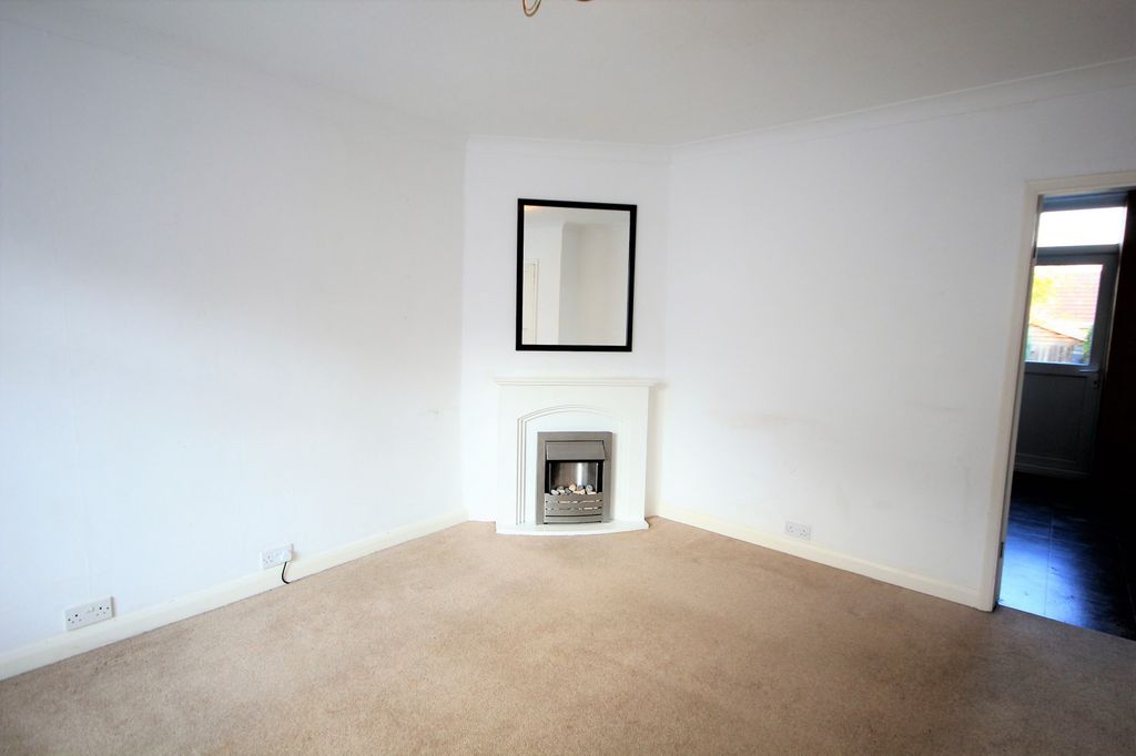 Property photo 3 of 9 Living Room