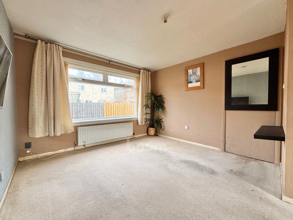 Property photo 3 of 26 Img_9101