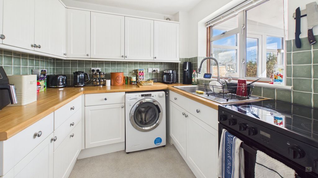 Property photo 3 of 10 Photo 3