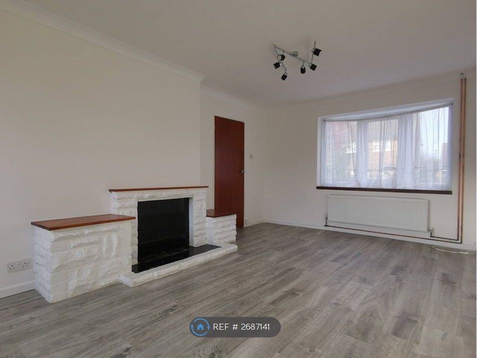 Property photo 3 of 31