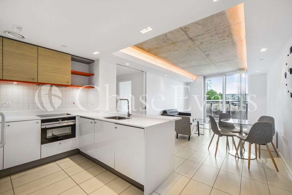 Property photo 1 of 15 Hoola, Royal Docks,