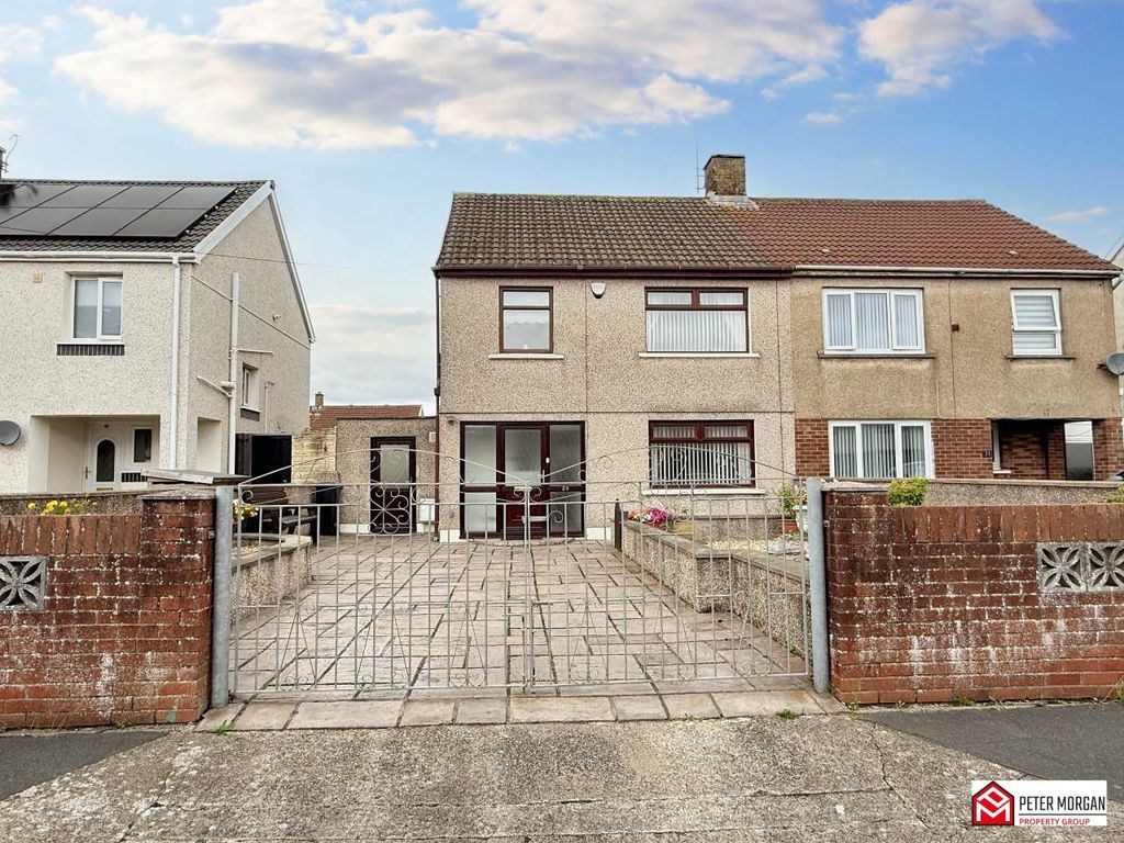 Property photo 1 of 19 Img_2889