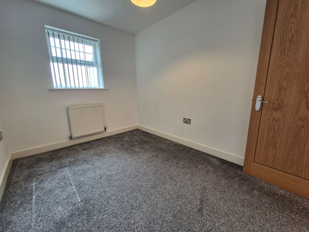 Additional image 12 of 2 bed flat for saleSwan Street, Petersfield GU32