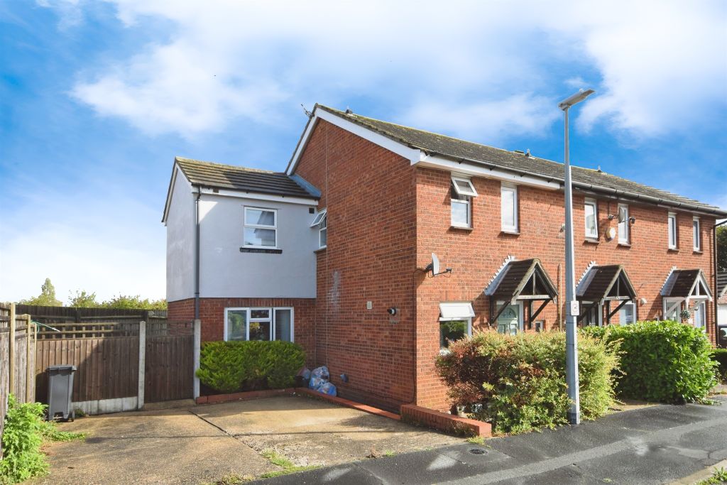 Property photo 1 of 17