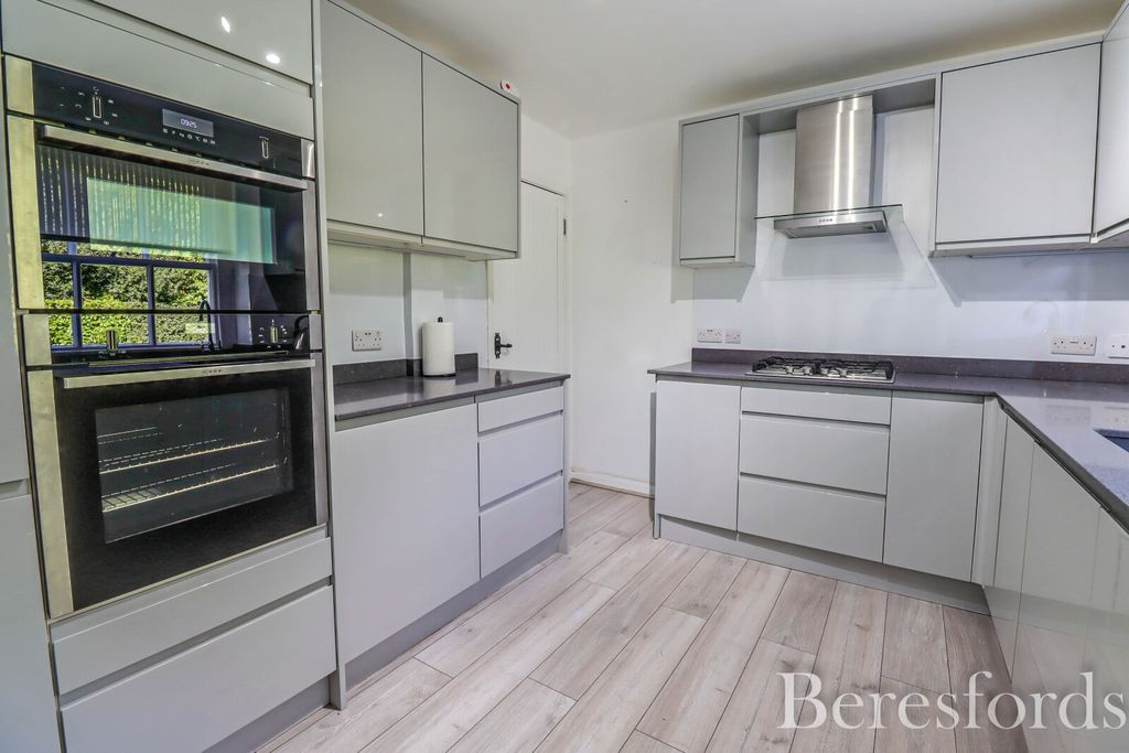 Property photo 2 of 26 Picture No. 07