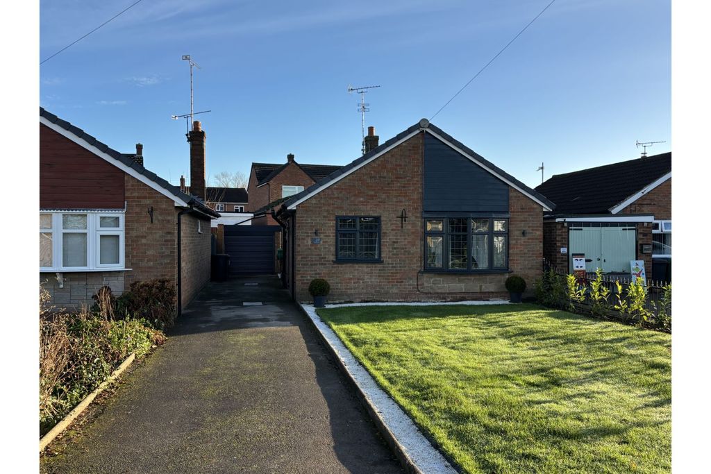 Property photo 1 of 15 Front View