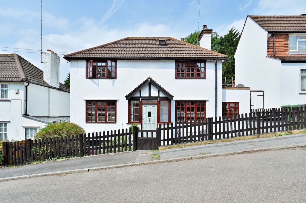 Property photo 1 of 46