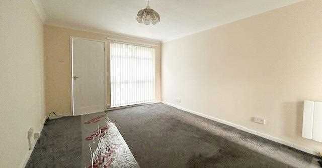 Property photo 2 of 6 Living Room