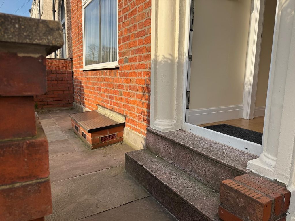 Property photo 3 of 29