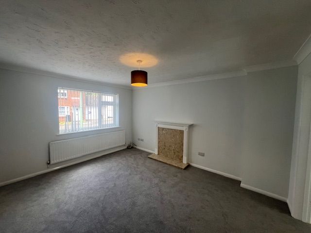Property photo 3 of 12 Living Room