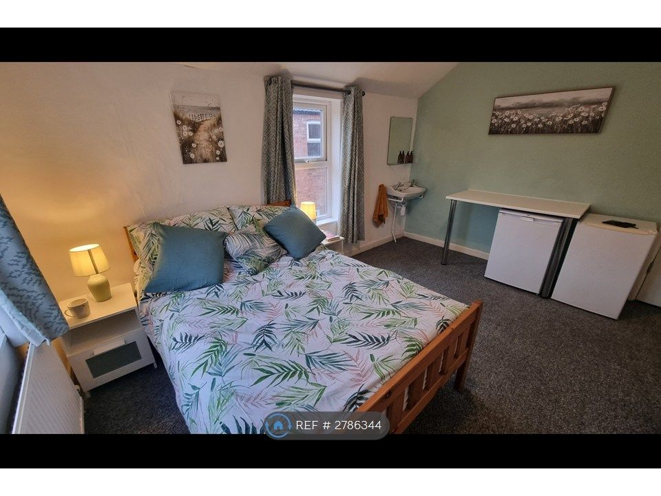 Property photo 3 of 13