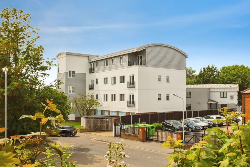 Property photo 1 of 14 Pbox-Img.Jpg