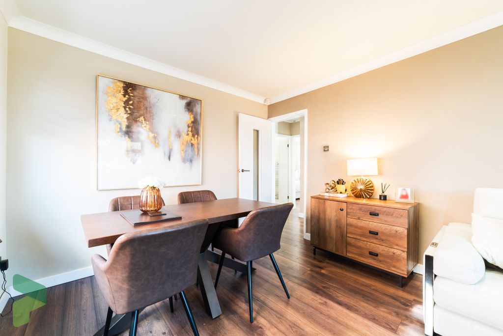 Property photo 2 of 16 Lounge/Diner