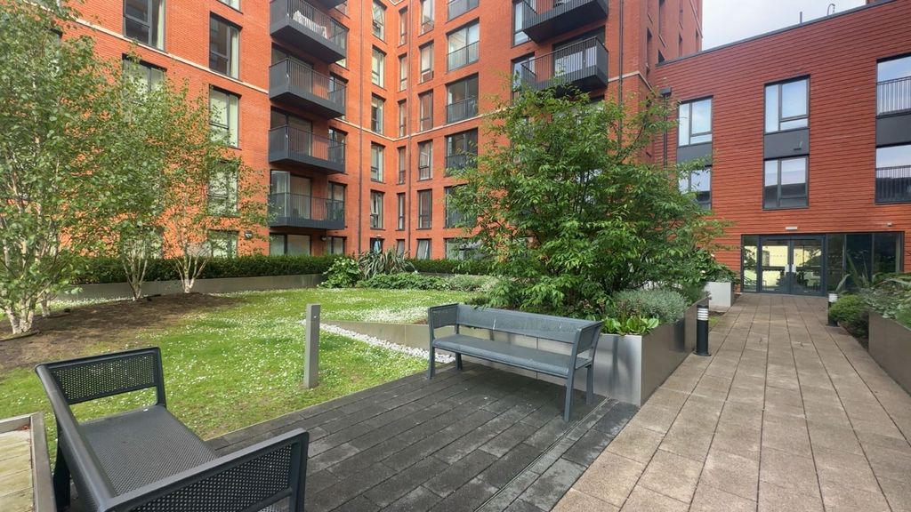 Property photo 2 of 4 Picture No. 13