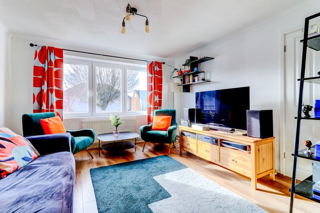 Property photo 2 of 14 Picture No. 07