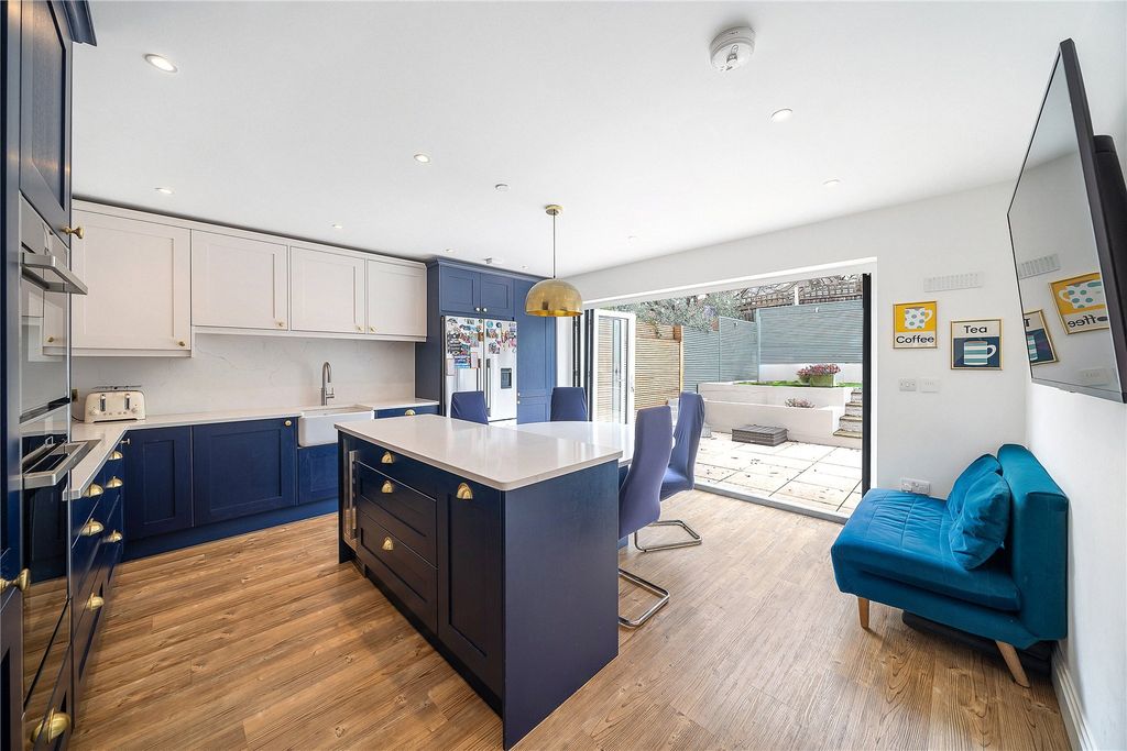 Property photo 3 of 11 Picture No. 04