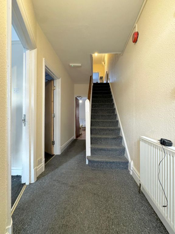 Property photo 2 of 13 Photo-2025-10-01-18-16-07 2