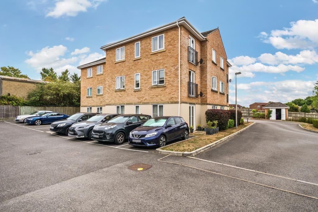 Property photo 1 of 19 External View