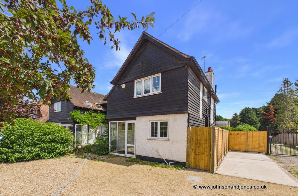 Property photo 1 of 18 1 Front.Jpg