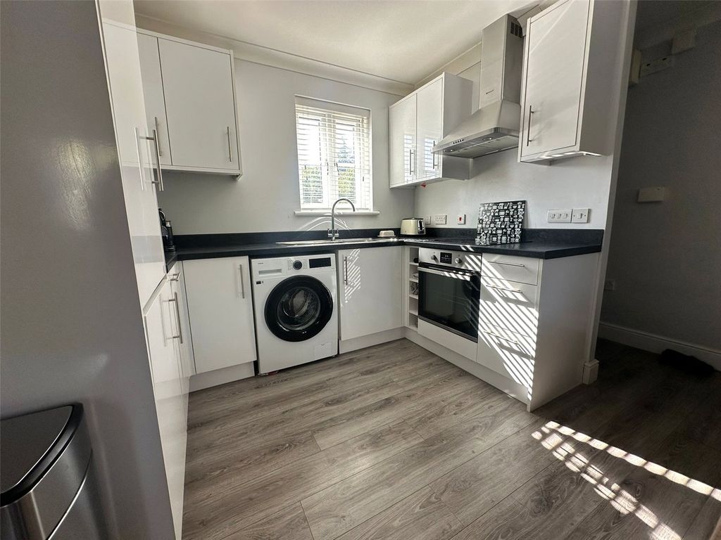 Property photo 3 of 12 Picture No. 09