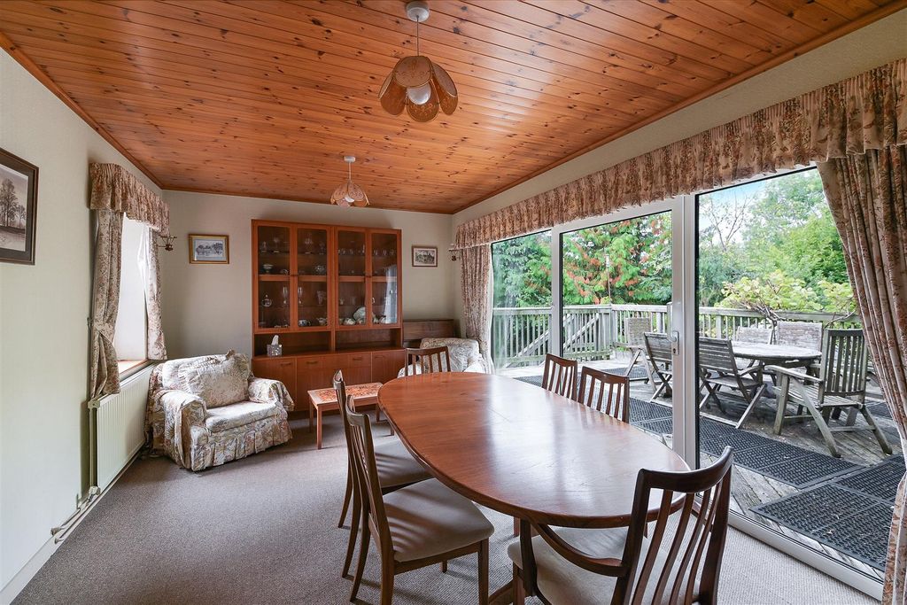 Property photo 2 of 23 The Readens,8 (19).Jpg