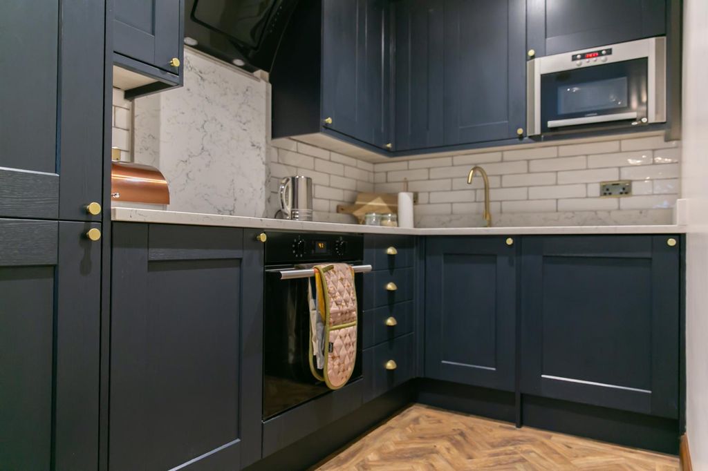 Property photo 2 of 17 Kitchen .Jpg