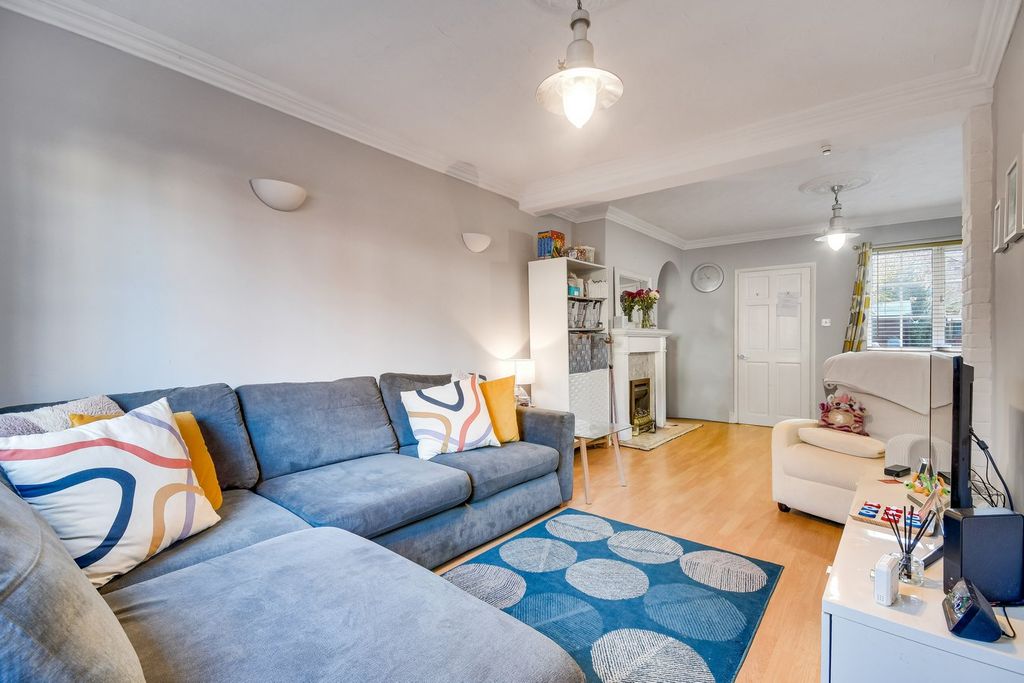 Property photo 2 of 12