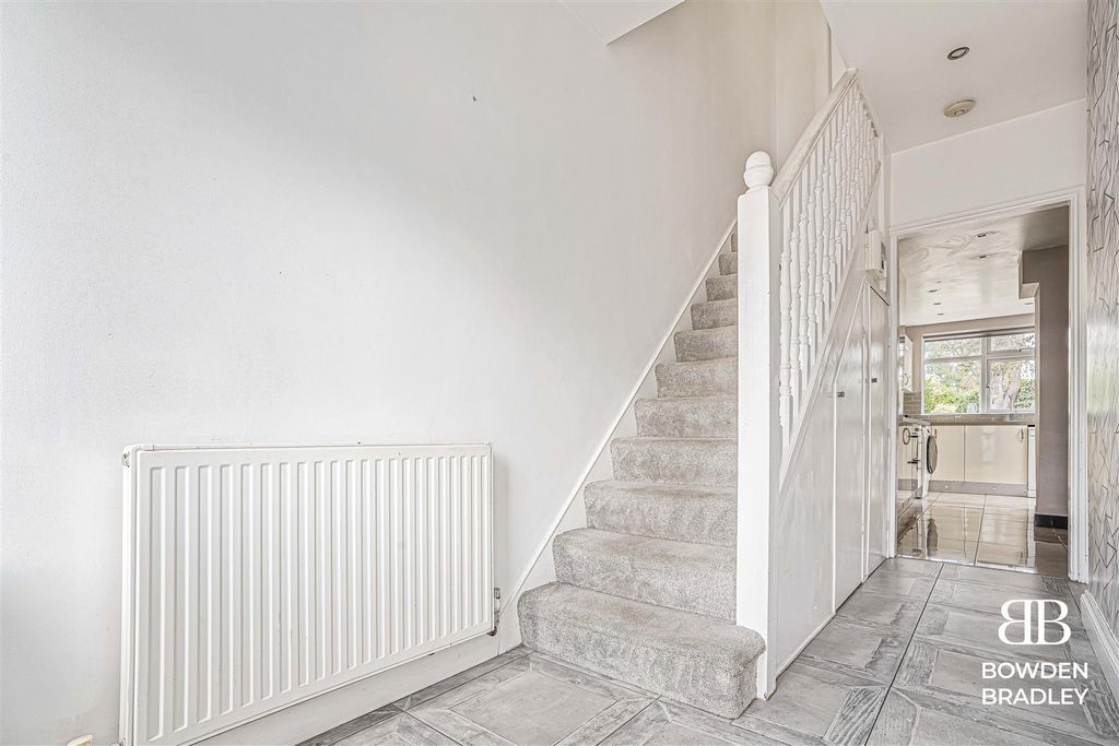 Property photo 3 of 15 A7_09504-Hdr.Jpg