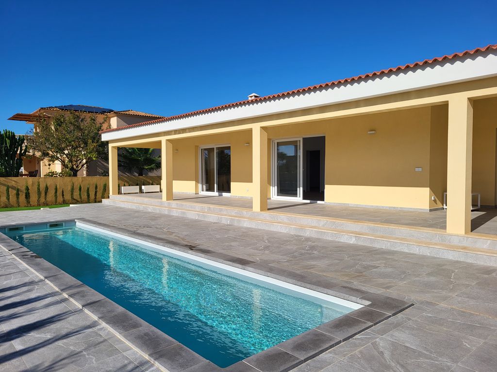 Property photo 2 of 14 02.Jpg