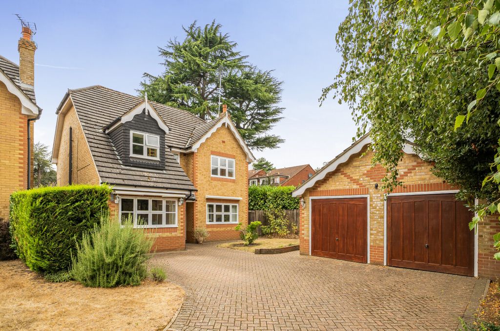 Property photo 1 of 18