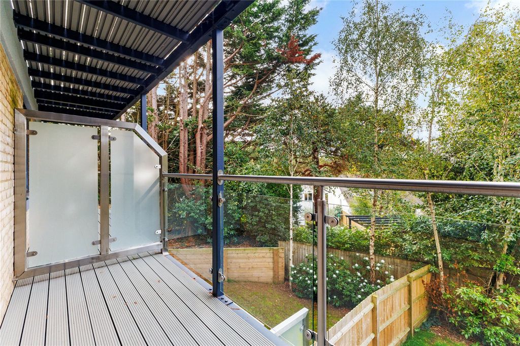 Property photo 1 of 7 Picture No. 10