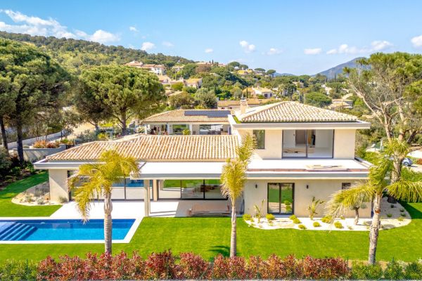 Property photo 2 of 7