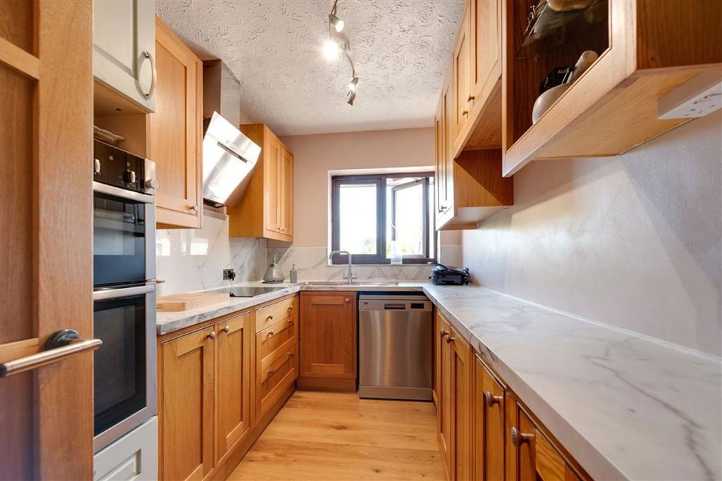 Property photo 3 of 4