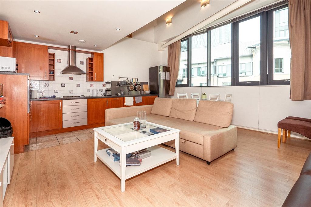 Property photo 1 of 15 P1633380-2.Jpg