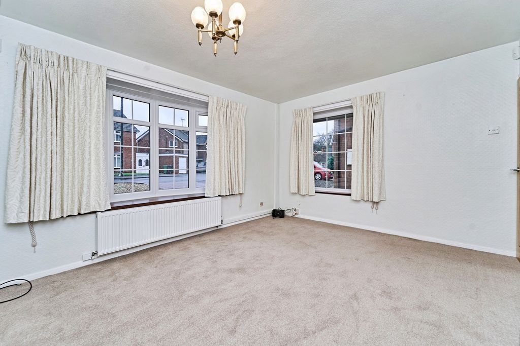 Property photo 2 of 19 Pbox-Img.Jpg