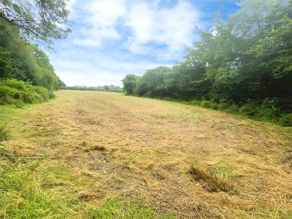 Property photo 2 of 5 Picture No. 04