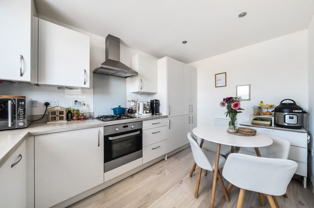 Property photo 2 of 11 Picture No. 02