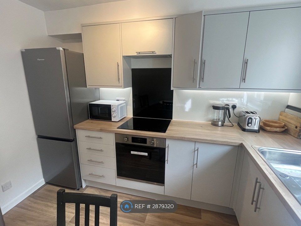 Property photo 2 of 15 Kitchen
