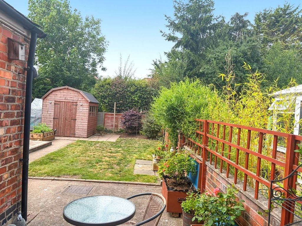 Property photo 3 of 15 Img003