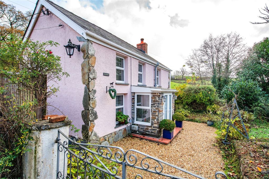 Property photo 1 of 35 Picture No. 36