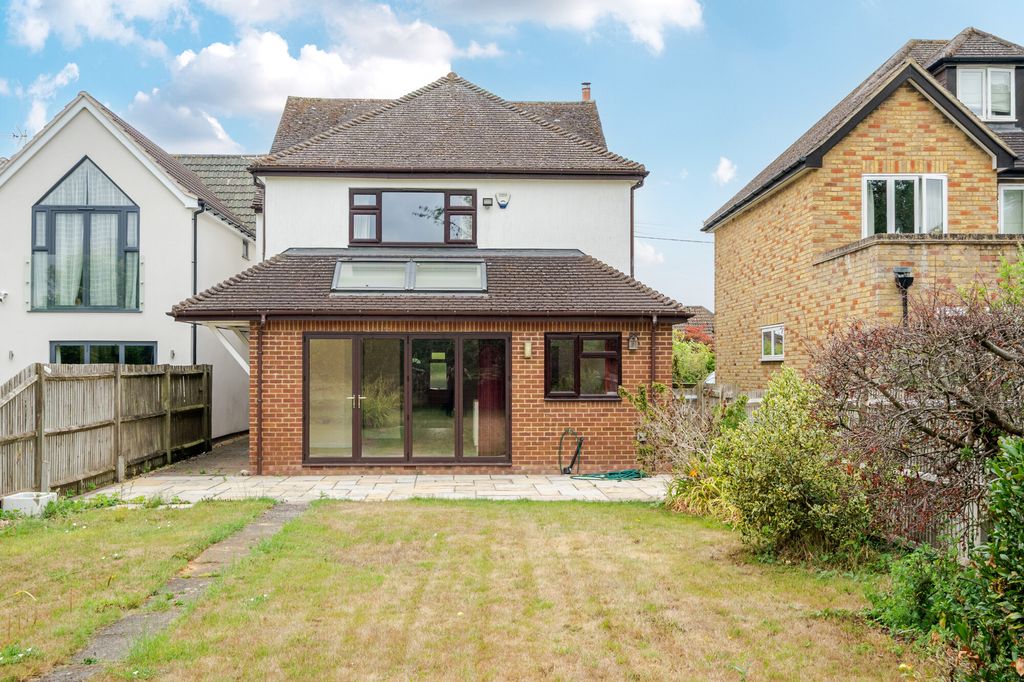 Property photo 2 of 11