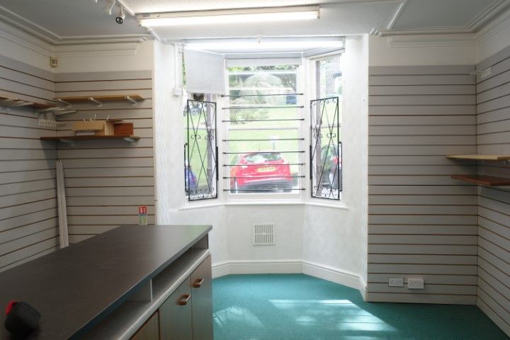 Property photo 2 of 6