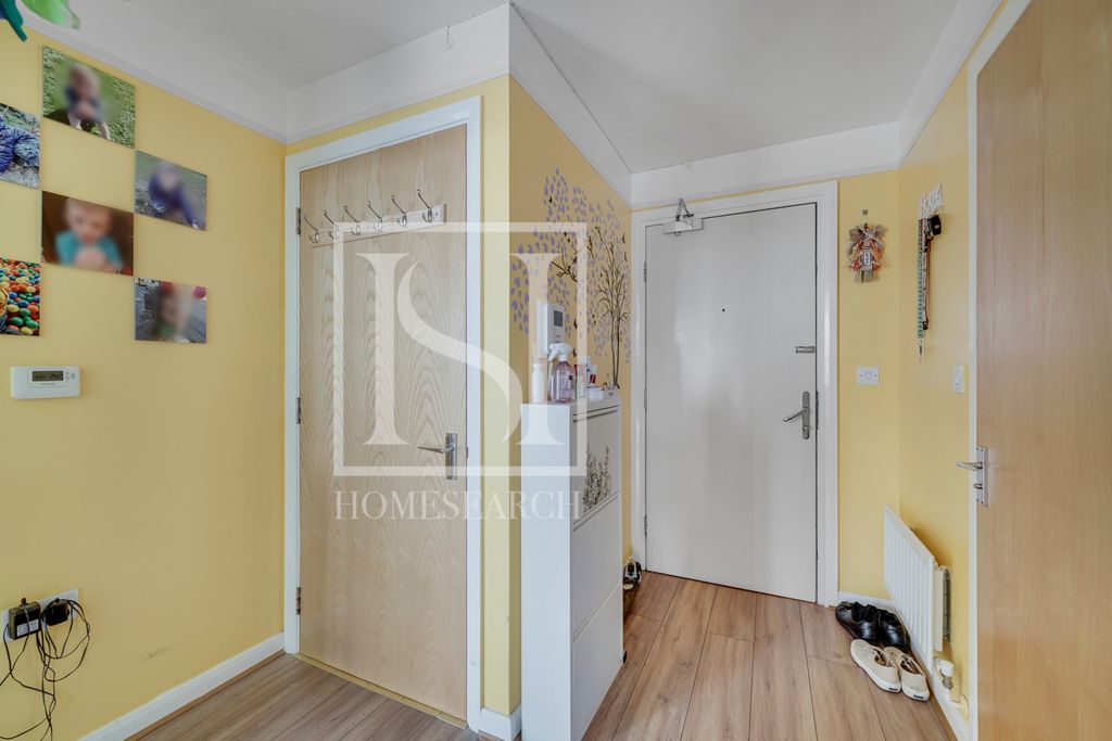 Property photo 3 of 10 Gallery