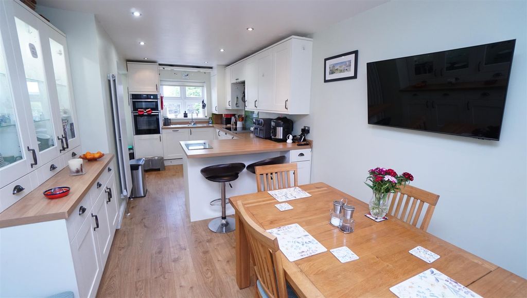 Additional image 5 of 4 bed detached house for saleLittle Cote, Thackley BD10