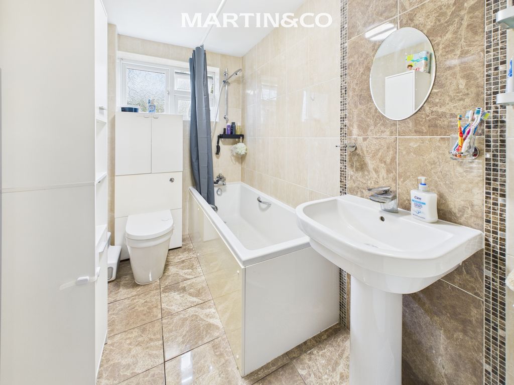 Property photo 3 of 4