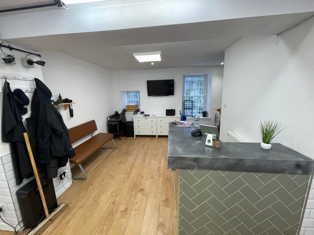 Property photo 3 of 4 Photo 6